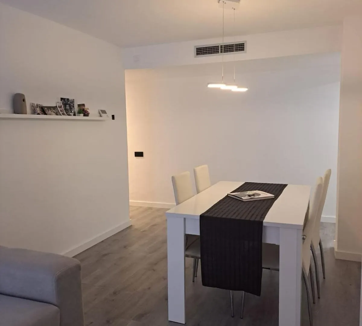 Homestay Habitacion Doble En Piso Compartido Apartment Premia De Mar